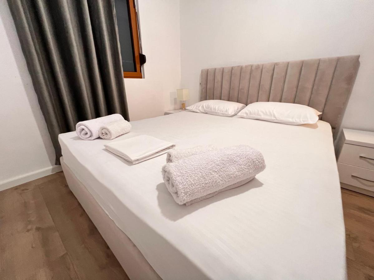 Arteg Apartments Durrës Buitenkant foto