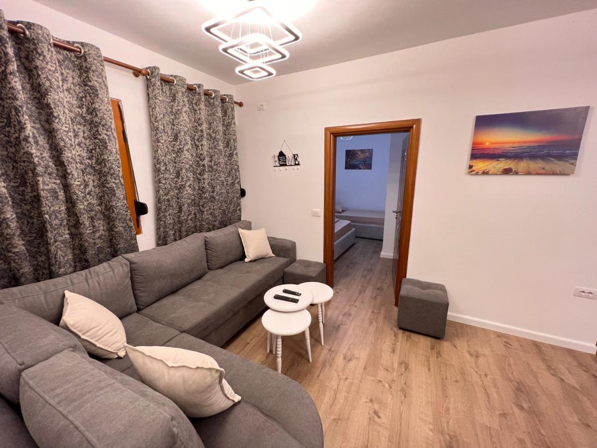 Arteg Apartments Durrës Buitenkant foto