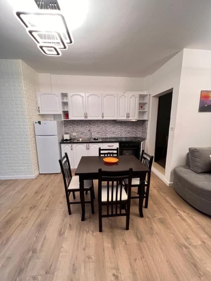 Arteg Apartments Durrës Buitenkant foto