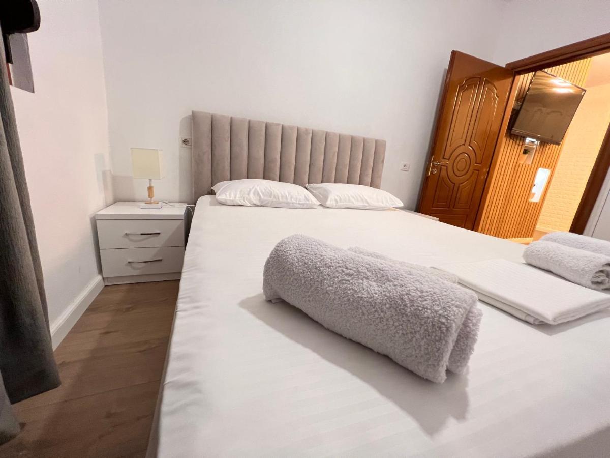 Arteg Apartments Durrës Buitenkant foto