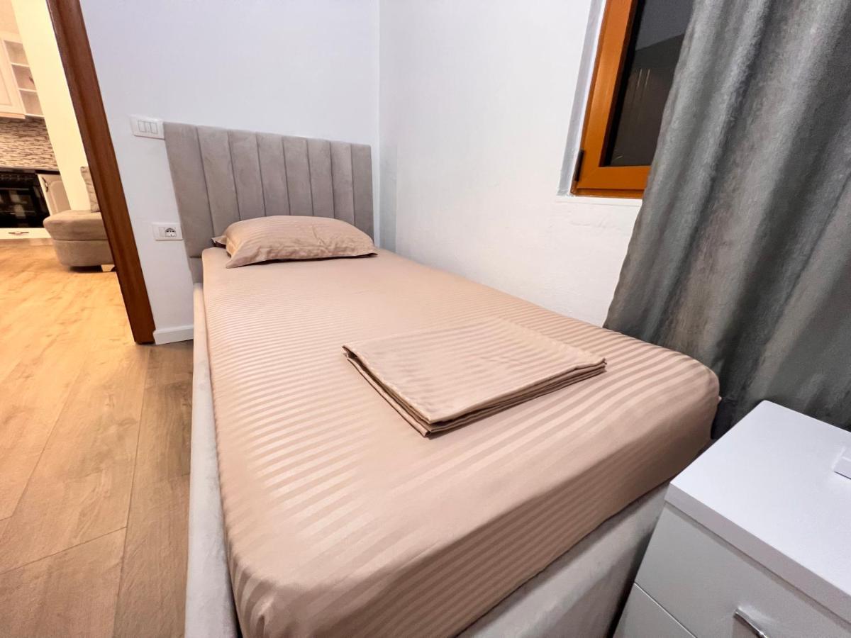 Arteg Apartments Durrës Buitenkant foto